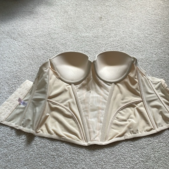 NEW Jezebel Caress Bustlier -Nude 34D - Picture 4 of 6